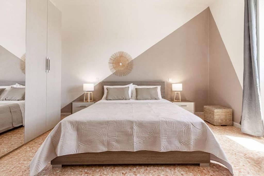 Elizabeth Guest House Arzachena Bagian luar foto