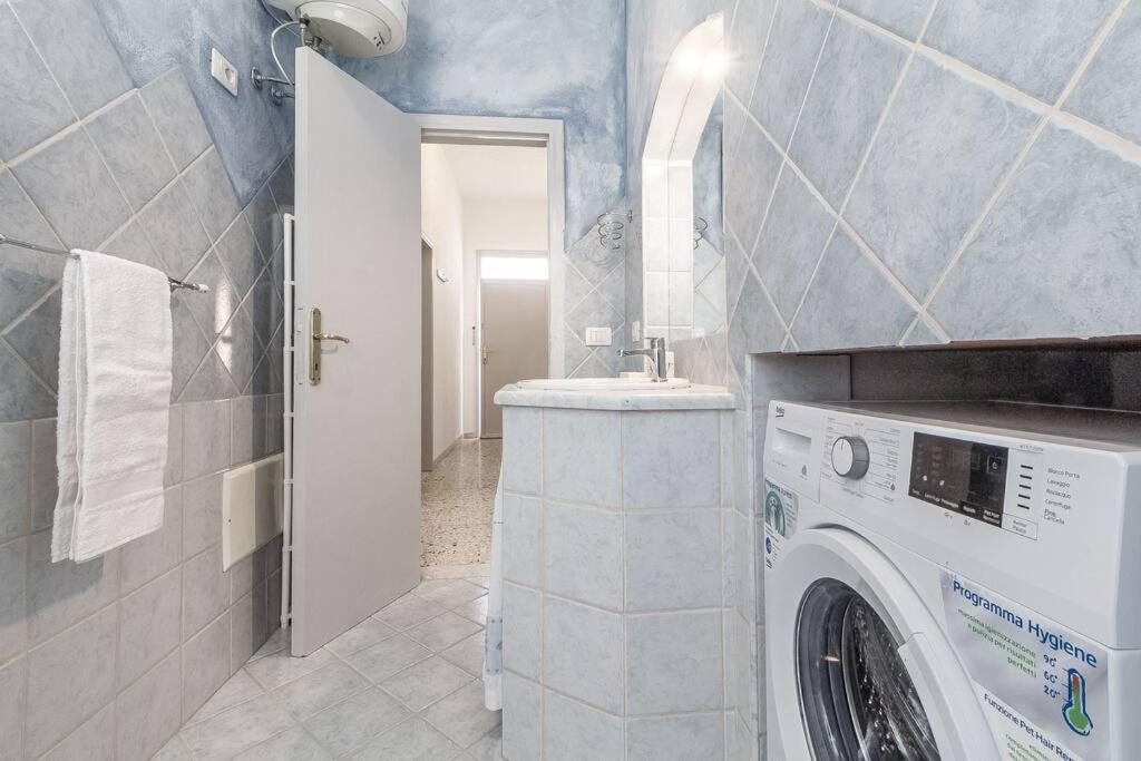 Elizabeth Guest House Arzachena Bagian luar foto
