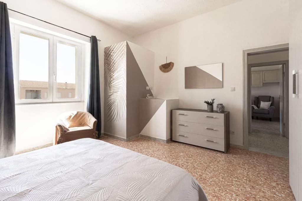 Elizabeth Guest House Arzachena Bagian luar foto