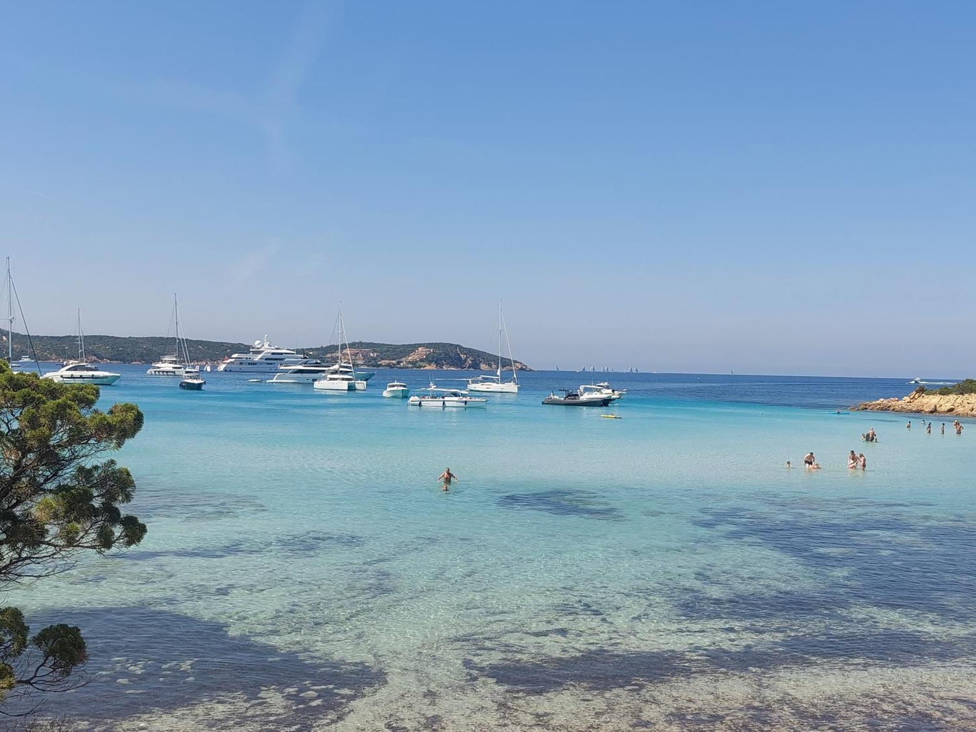 Elizabeth Guest House Arzachena Bagian luar foto